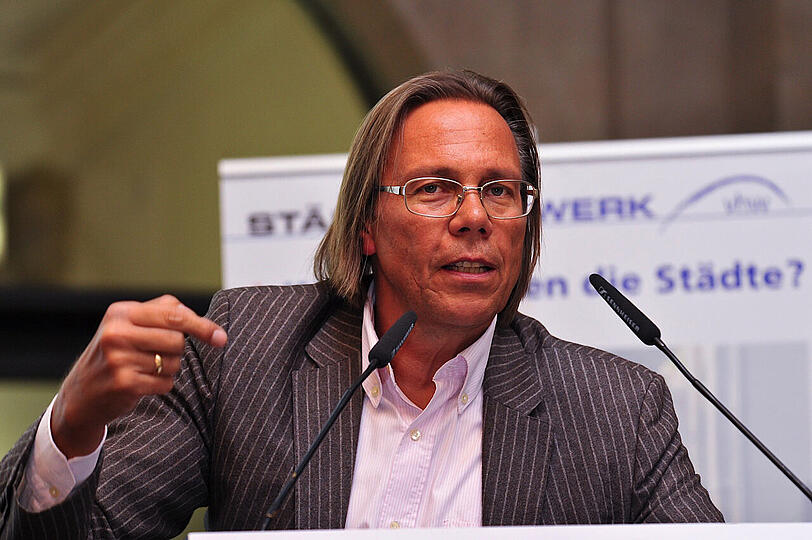 Podiumsdiskussion im Weltsalon, am 14.12.: Welches Land wollen wir sein? Mit Harald Welzer