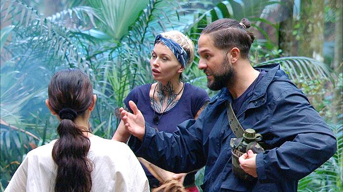Edith Stehfest legt sich mit ihren Mitkandidaten im Dschungelcamp an.