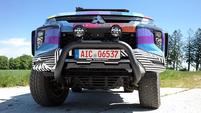Beeindruckend: Das Biest von delta 4x4 ist 14 Zentimeter höher und acht Zentimeter breiter als der Basis-L200.