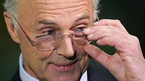 Kokettiert mit dem Job als Löwen-Präsident: Bayern-Ikone Franz Beckenbauer.