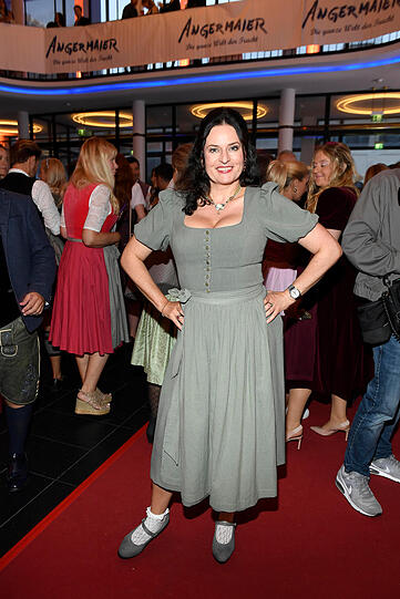 Angela Ascher