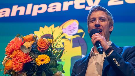 Dominik Krause darf in die Stichwahl um den Chefposten im M&uuml;nchner Rathaus. Wie er CSU-W&auml;hler f&uuml;r sich gewinnen will.