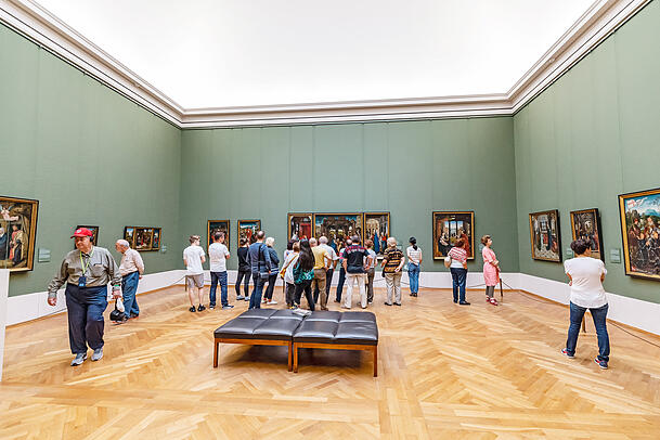 Die Alte Pinakothek ist immer wieder einen Besuch wert. Auf den übergroßen Gemälden entdeckt man immer neue Details.