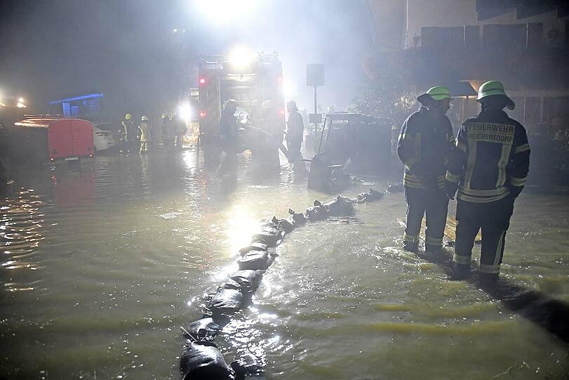 Hochwasser in der Gemeinde Weyarn im Landkreis Miesbach.