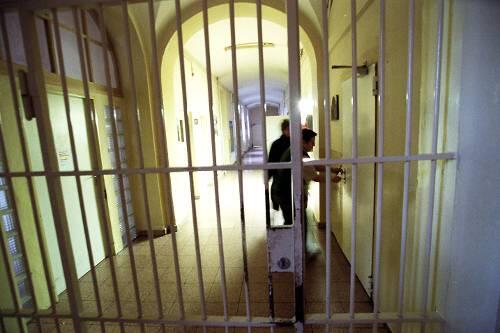 Im Nürnberger Gefängnis verblutete ein junger Armenier in seiner Zelle.