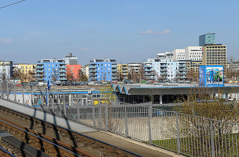 Die Parkstadt Schwabing liegt zwischen der Leopoldstraße und dem Mittleren Ring.