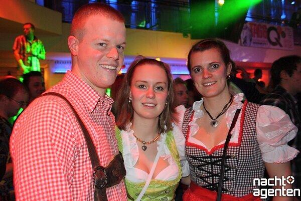 Europas größte Trachtenparty in der Kultfabrik. Mehr Partybilder unter:  www.nachtagenten.de