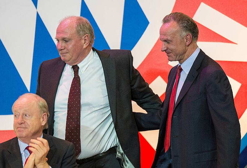 Die besten Bilder der Jahreshauptversammlung des FC Bayern München.