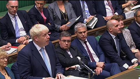 Boris Johnson stellt den Abgeordneten des britischen Unterhauses seine am Vortag veröffentlichten Pläne für einen neuen Brexit-Deal vor.