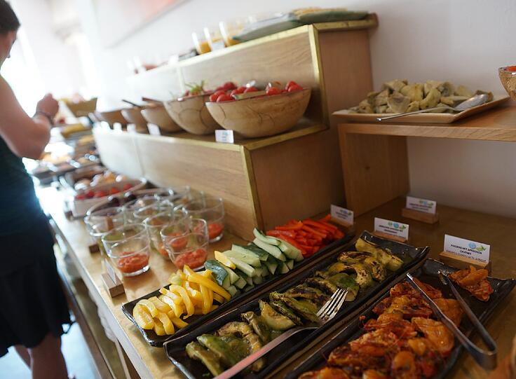 Im "Emiko" im Louis Hotel kommen Brunch-Liebhaber auf ihre Kosten.