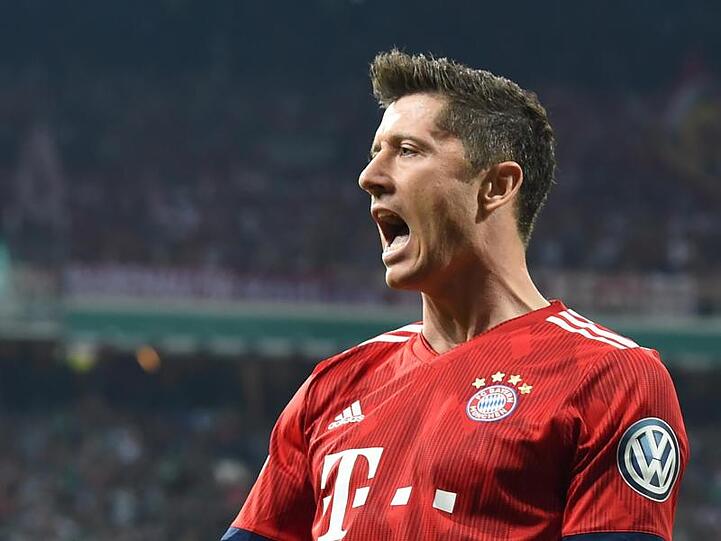 Münchens Robert Lewandowski jubelt über das Tor zum 1:0. Foto: Carmen Jaspersen