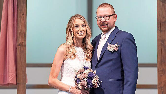 Ben Clark mit seiner Braut Jayme. Ben Clark mit seiner Braut Jayme.