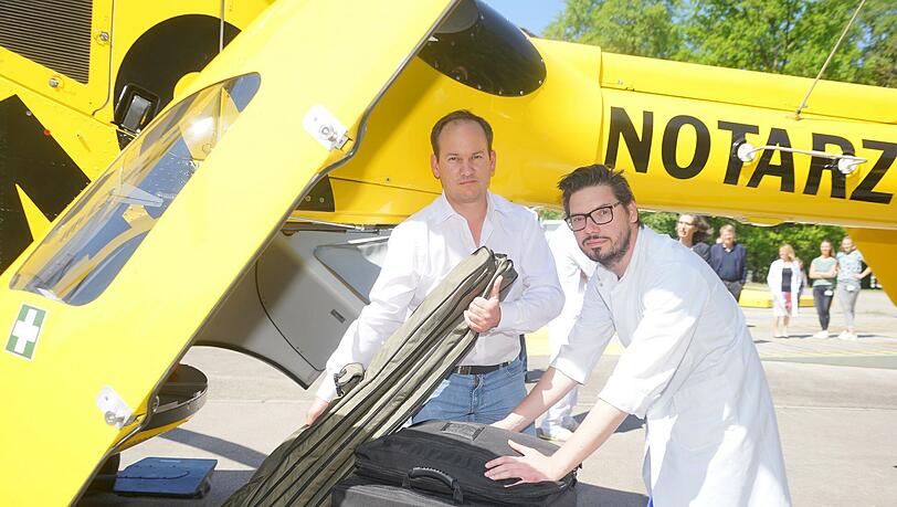 Die beiden Neuroradiologen Christian Maegerlein und Benjamin Friedrich fliegen zu Schlaganfall-Patienten im Umland. Die beiden Neuroradiologen Christian Maegerlein und Benjamin Friedrich fliegen zu Schlaganfall-Patienten im Umland.