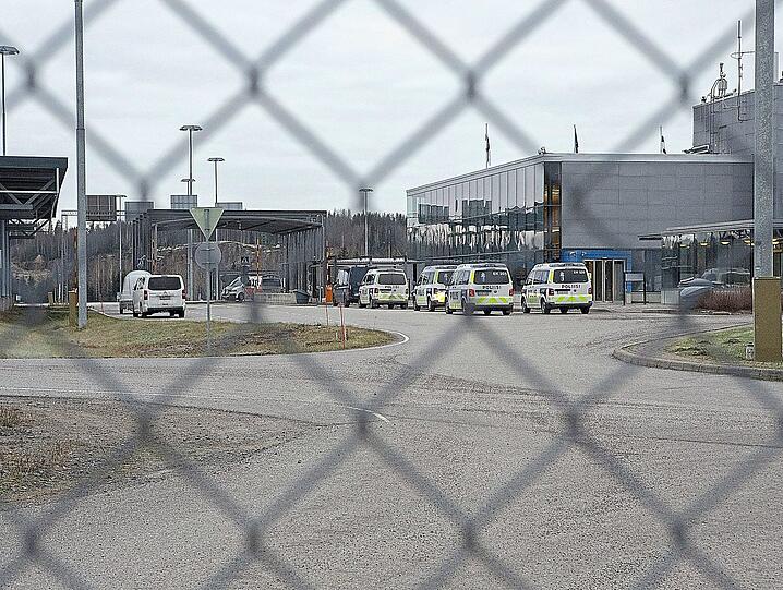 Finnland hat gerade vier seiner neun Grenzübergänge zu Russland - dieser hier ist in Nuijamaa - für vorerst drei Monate geschlossen.
