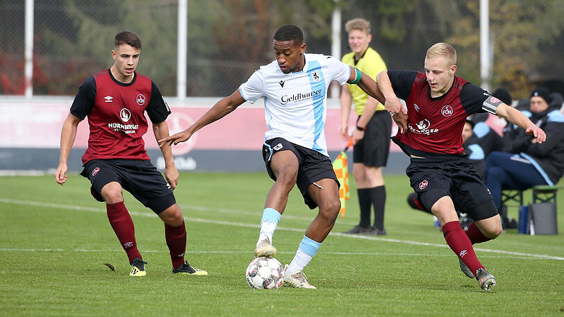 Nummer 21: Johann Ngounou Djayo (Angriff) - Vertrag bis 30. Juni 2022.