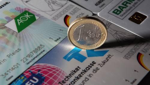 Der Kassenbeitrag ist bei der Steuer bares Geld wert: Künftig soll er stärker als bisher abzugsfähig sein. Der Kassenbeitrag ist bei der Steuer bares Geld wert: Künftig soll er stärker als bisher abzugsfähig sein.
