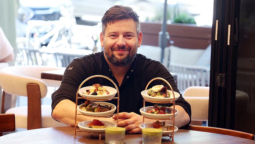 Carlos Wittmann ist Mitgesellschafter des Anamesa und gleichzeitig der Küchenchef. Auf der Karte des neuen Lokals stehen mediterrane Gerichte. Carlos Wittmann ist Mitgesellschafter des Anamesa und gleichzeitig der Küchenchef. Auf der Karte des neuen Lokals stehen mediterrane Gerichte.