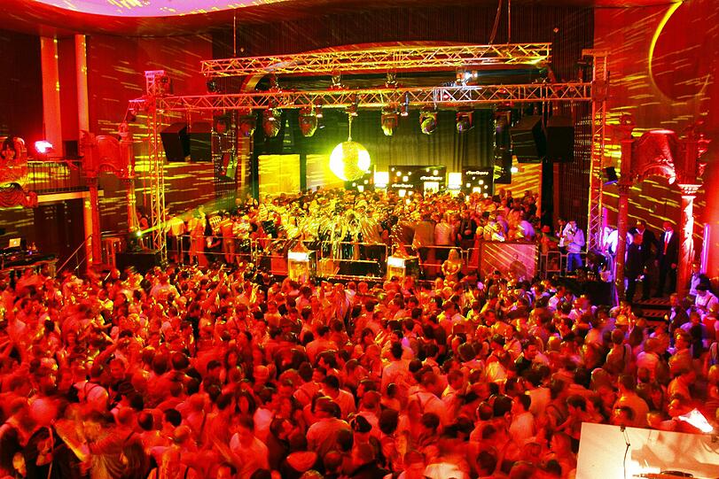 Bald geht's los: Das Oktoberfest 2012 startet! Hier gibt's die schönsten Bilder von der Party danach im Wiesnclub in der Alten Kongresshalle...