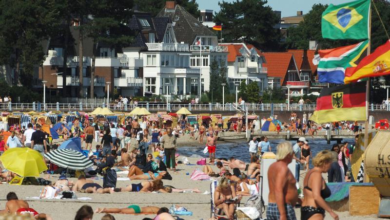 Es wird heißer: Eine neue Klimastudie sagt einen dramatischen Temperaturanstieg in Deutschland bis 2100 voraus. Es wird heißer: Eine neue Klimastudie sagt einen dramatischen Temperaturanstieg in Deutschland bis 2100 voraus.