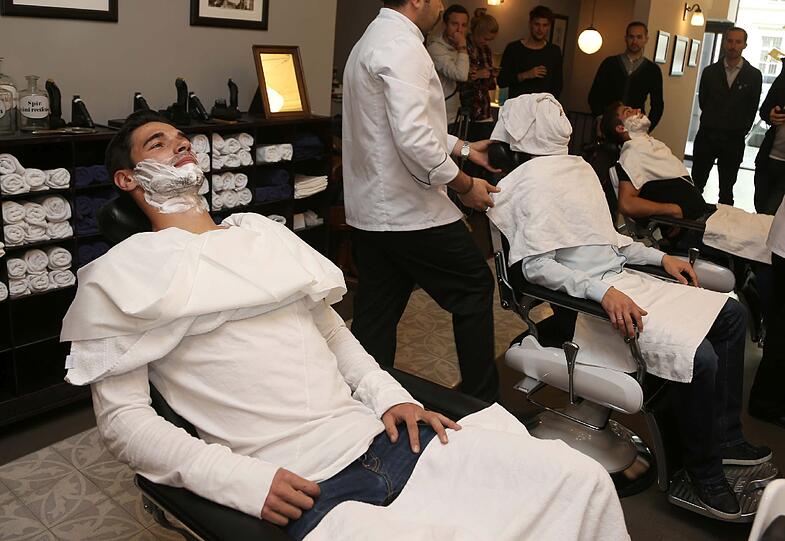 Weitere Bilder vom Movember-Shavedown.