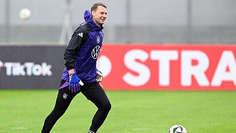 Torwart Manuel Neuer soll nach anderthalb Jahren ohne Länderspiel wieder im DFB-Tor stehen.
