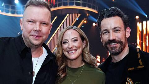 Wolff Fuss (l.), Anna Fleischhauer und Jan K&ouml;ppen f&uuml;hren k&uuml;nftig durch  "Ninja Warrior Germany".
