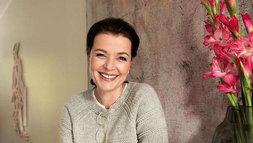 Julia Melchior hat bereits mehrere Dokumentationsfilme &uuml;ber Europas K&ouml;nigsh&auml;user gedreht und steht etwa dem ZDF in royalen Fragen stets Rede und Antwort.