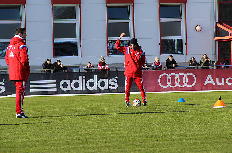 Der FC Bayern beim Samstagstraining nach der 1:4-Klatsche in Wolfsburg.