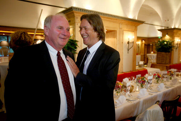 Freunde auch abseits des FC Bayern: Uli Hoeneß und Dr. Hans-Wilhelm Müller-Wohlfahrt