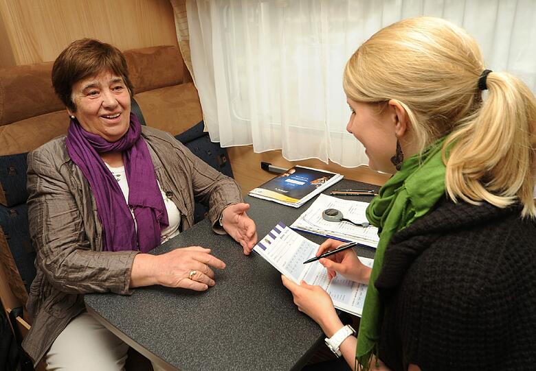 Paulina Riedl (76) testet bei Doktorandin Nina Kramer ihr Gedächtnis - und erzielt ein sensationelles Ergebnis.