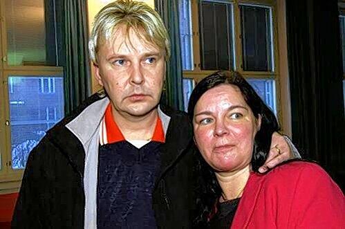 Ex-Skispringer Matti Nykänen mit seiner Ehefrau Mervi Tepola (Archivbild vom März 2004).