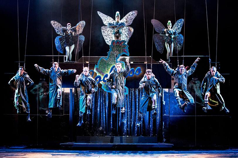 Szenen aus "Priscilla - Königin der Wüste" im Gärtnerplatztheater.