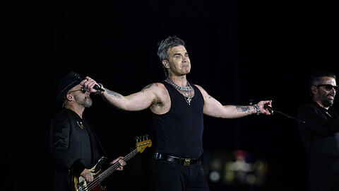 Robbie Williams ganz nah sein, ein besonderes Erlebnis verschenken – das war die Idee vieler Besucher.