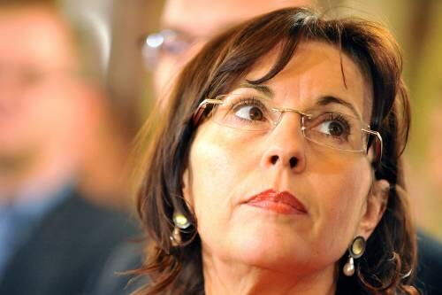 Nach ihrem Absturz herrscht in Hessen Chaos: Andrea Ypsilanti.