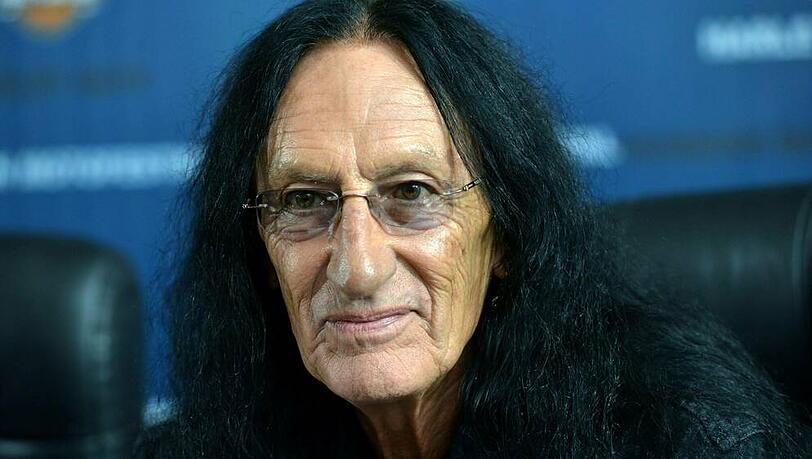 Musik-Legende Ken Hensley ist überraschend gestorben. Musik-Legende Ken Hensley ist überraschend gestorben.