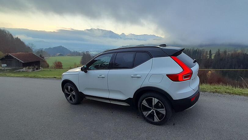 Angenehmer Begleiter: Der XC490 Recharge bietet ausreichend Platz und viel Power. Angenehmer Begleiter: Der XC490 Recharge bietet ausreichend Platz und viel Power.