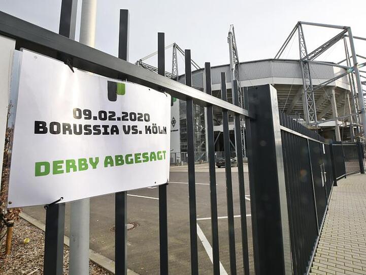 "Derby abgesagt": Das Spiel zwischen Borussia Mönchengladbach und dem 1. FC Köln kann wegen des Sturmtiefs "Sabine" nicht ausgetragen werden.