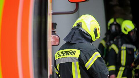Bei dem Brand in Obergiesing wurden insgesamt zehn Menschen verletzt. (Symbolbild)