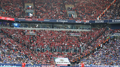 Der FC Bayern ohne aktive Fanszene beim Gastspiel auf Schalke.