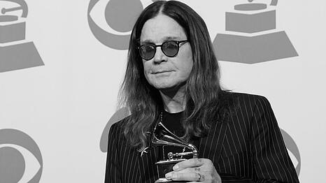 Ozzy Osbourne hat am Donnerstag seine letzte Ruhestätte gefunden.