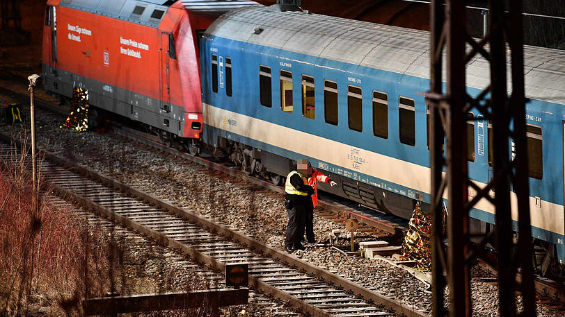 Der Nachtzug aus Budapest erfasst den Mann, für ihn kam jede Hilfe zu spät.