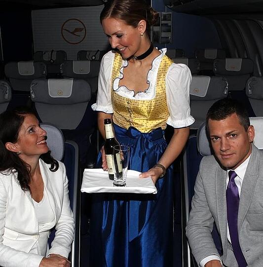 ... und diese Dirndl werden sie heuer zur Wiesn tragen.