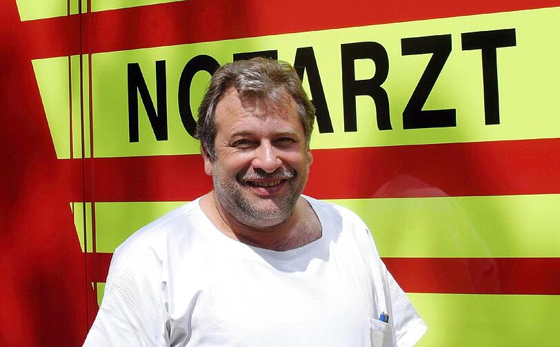 Josef Assal arbeitet als Notarzt bei der Münchner Berufsfeuerwehr.