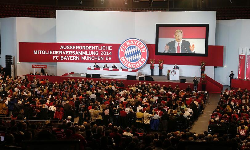 Uli Hoeneß am Freitagabend im Audi Dome.
