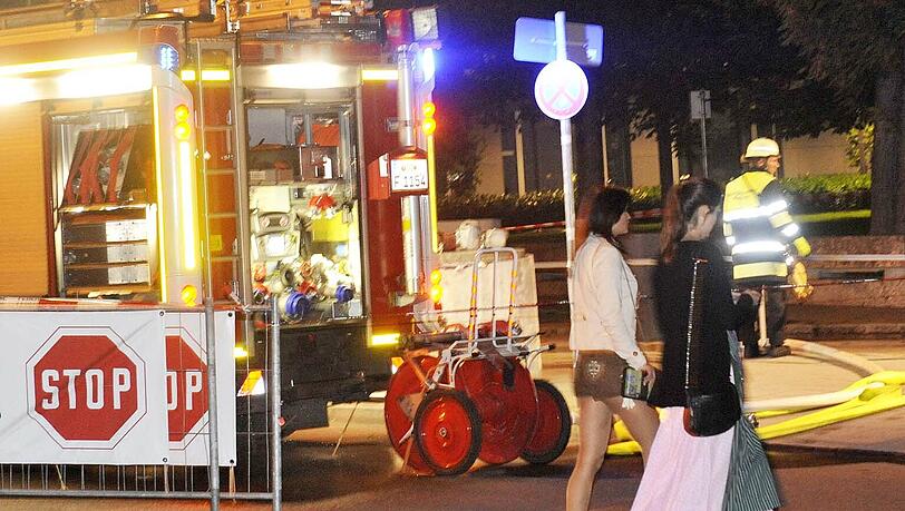 Brand in der Nähe des Oktoberfests: In einer Tiefgarage hat sich starker Rauch gebildet. Brand in der Nähe des Oktoberfests: In einer Tiefgarage hat sich starker Rauch gebildet.
