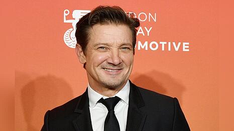 Jeremy Renner hat sich der Angst gestellt.