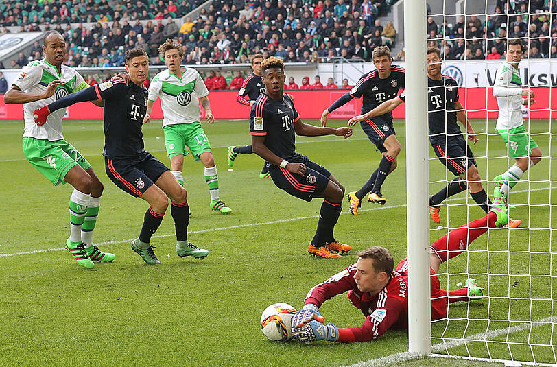 Manuel Neuer: Note 2. Zum 150. Mal in der Bundesliga für die Bayern im Tor. Gegen Kruses Kopfball schnell unten im Eck (19.), wurde ab Mitte der ersten Hälfte richtig warmgeschossen. Starker Reflex gegen Draxlers Schuss (64.), auch bei Vieirinha (70.) und Kruse (83.) aufmerksam.