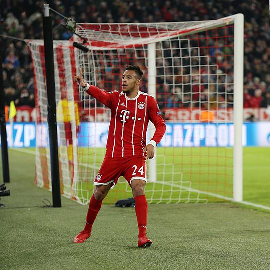 CORENTIN TOLISSO NOTE 1:
Der junge Franzose weiß, wo das Tor steht: Perfekter Kopfballtreffer nach James-Flanke (37.), dann knipste er nach Coman-Vorlage (69.). Hat jetzt schon fünf Saisontore. Spitzenleistung gegen die Landsleute.