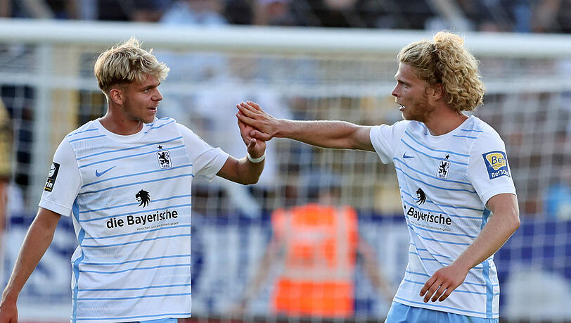 Über weite Strecken der Saison das gesetzte Innenverteidiger-Duo beim TSV 1860: Leandro Morgalla (l.) und Jesper Verlaat.