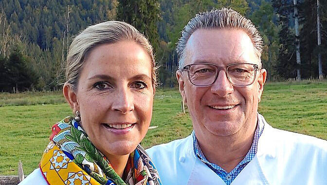 Tanja und Martin Frühauf auf ihrer Saurüsselalm. Tanja und Martin Frühauf auf ihrer Saurüsselalm.